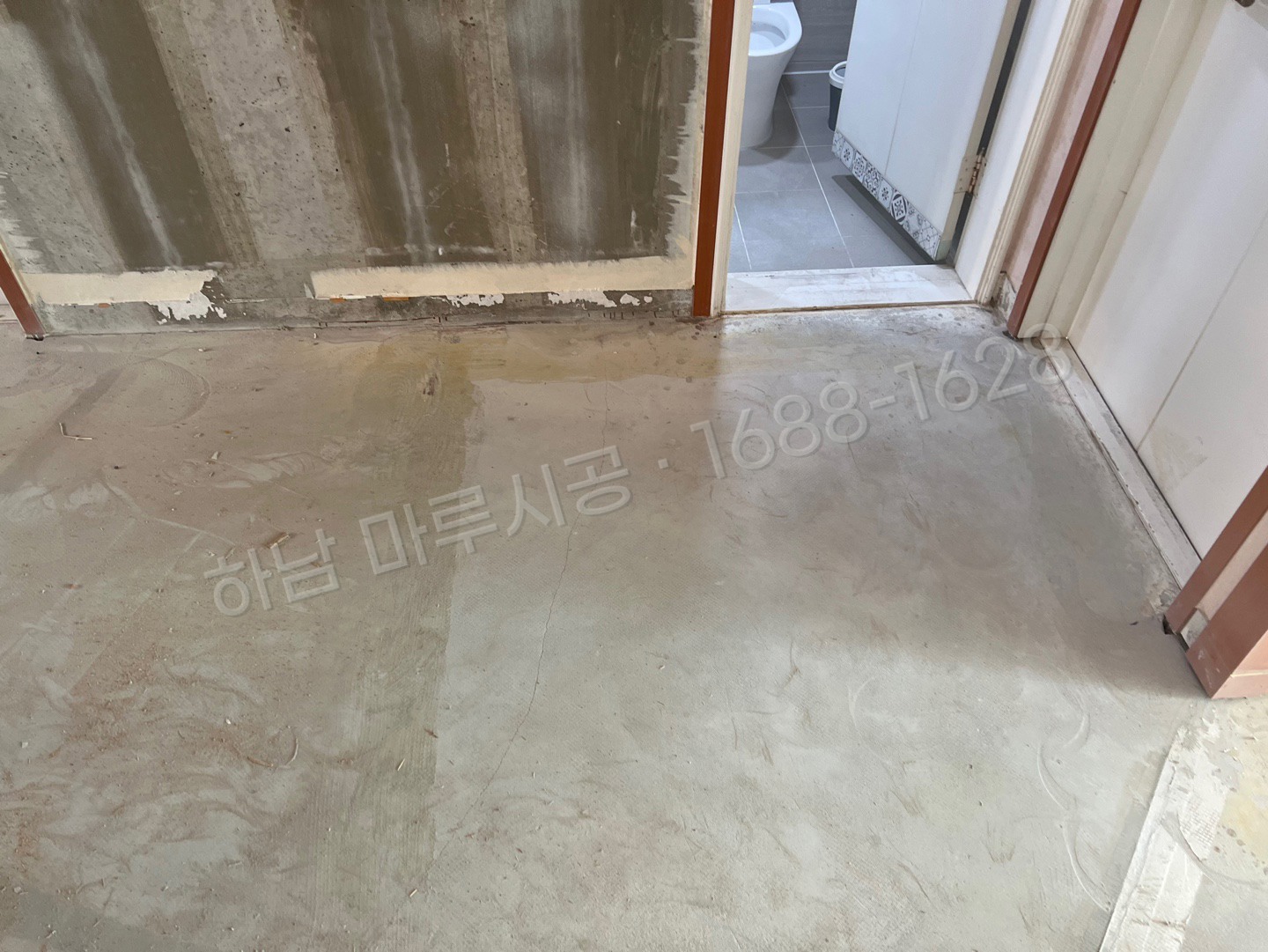하남 하산곡동 강마루 노바 블랙라벨 클레식월넛 아파트 바닥공사 마루시공업체 시공 전