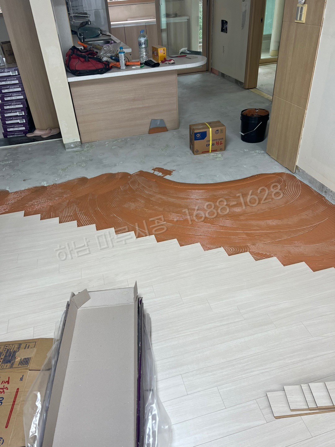 하남 하사창동 강마루 동화 나투스진 퓨어크림 아파트 바닥공사 마루시공업체 시공 중